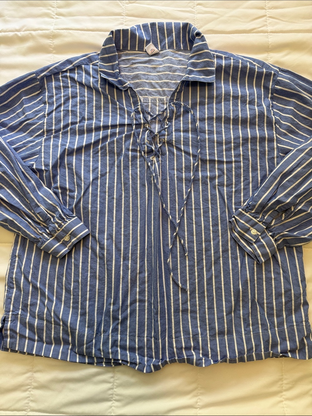 Old Navy blue stripe tie front blouse